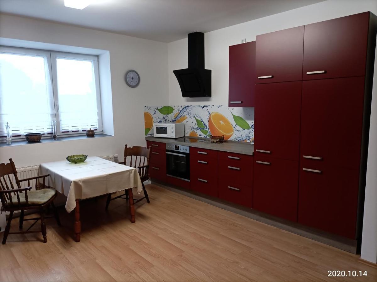 Apartment O3 - Gehobene 6-Zimmer Wohnung 175Qm Fuer 1-7 Personen 2X Dz 3X Ez Grafenwohr Eksteriør bilde