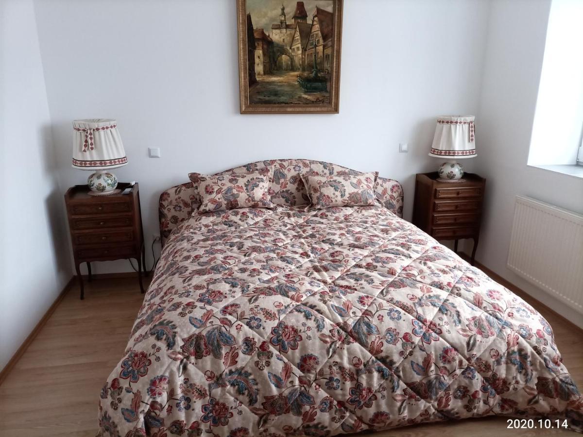 Apartment O3 - Gehobene 6-Zimmer Wohnung 175Qm Fuer 1-7 Personen 2X Dz 3X Ez Grafenwohr Eksteriør bilde
