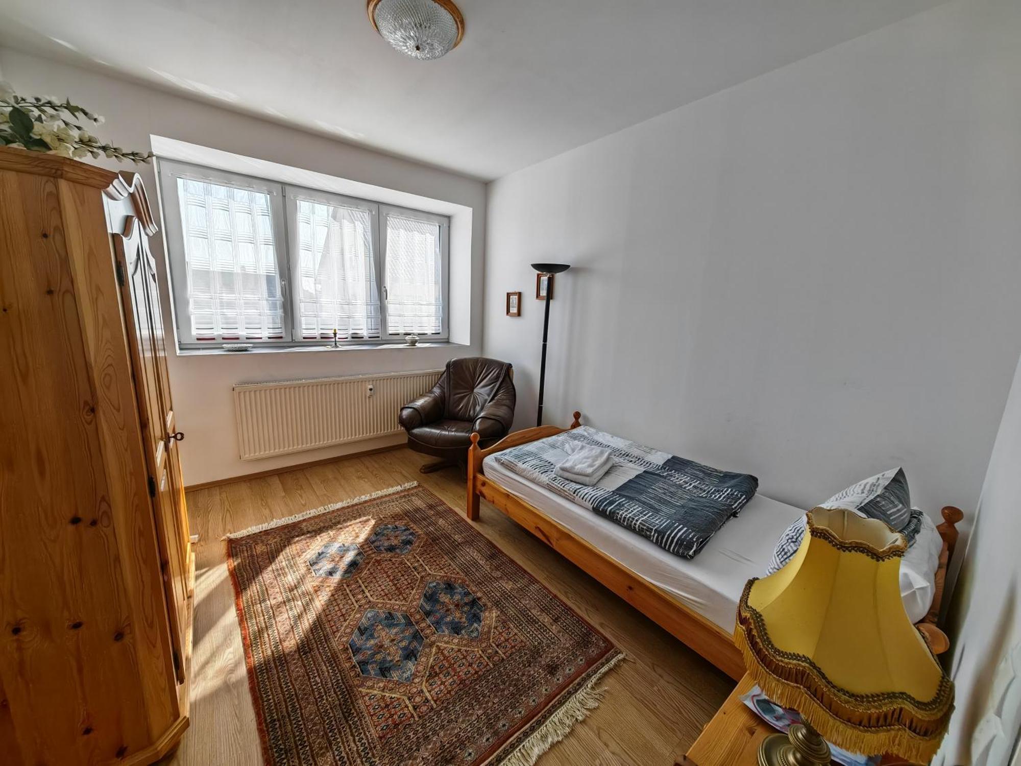 Apartment O3 - Gehobene 6-Zimmer Wohnung 175Qm Fuer 1-7 Personen 2X Dz 3X Ez Grafenwohr Eksteriør bilde